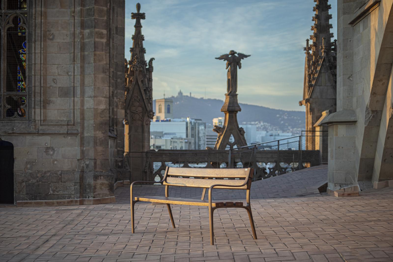Citizen Eco Bench - UM301PR | Benito